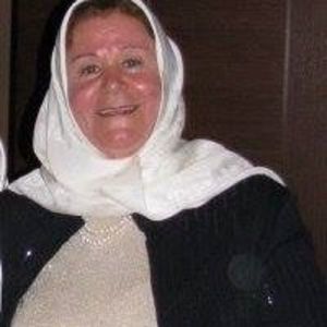 Meet your Posher, Amira